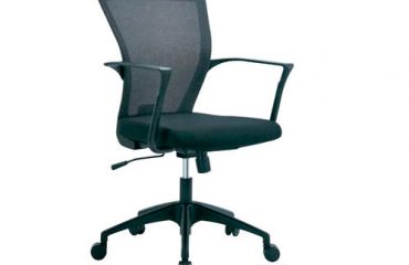 办公椅要选择网布的还是皮椅的好呢？