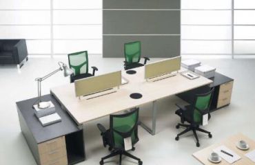 南京实木办公家具表面出现损坏的处理方法！